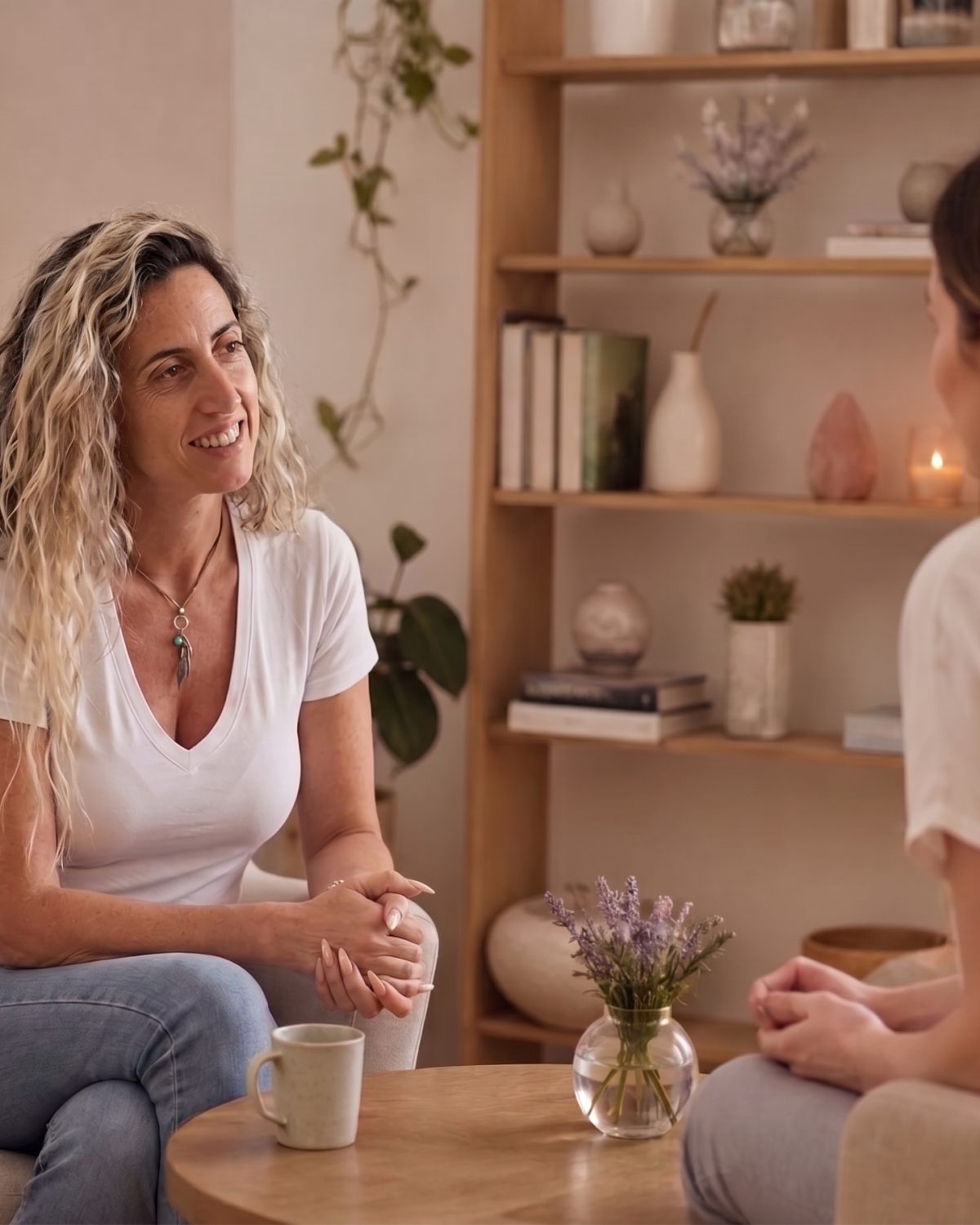 מילאנה לוי חסדאי NLP Master Practitioner — ליווי חם, מקצועי וממוקד מטרות לאנשים שרוצים שינוי אמיתי, לא רק שיחה נעימה.